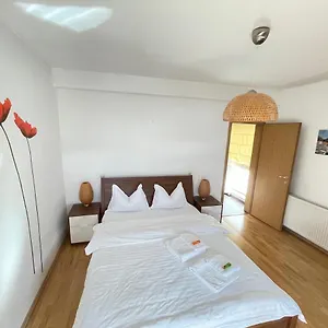  Apartament Centru Unirii Luxury Vip Apartament 2 70 Mp Et 3 Parcare Subterana Privata Incalzita Iarna Si Climatizata Vara Doar Cu Rezervare In Limita Locurilor Disponibile ! Proprietate In Regim Hoteliep - Nu Are Bucatarie !