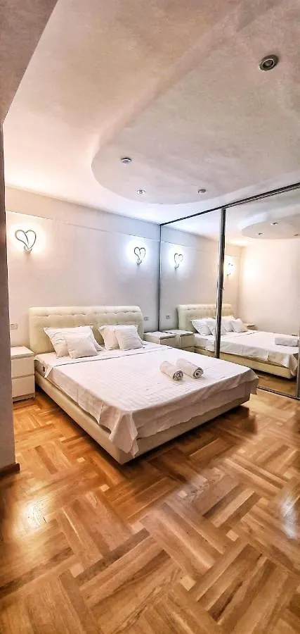 Grand Central Accomodation Doamnei2 Bucharest 0*,
