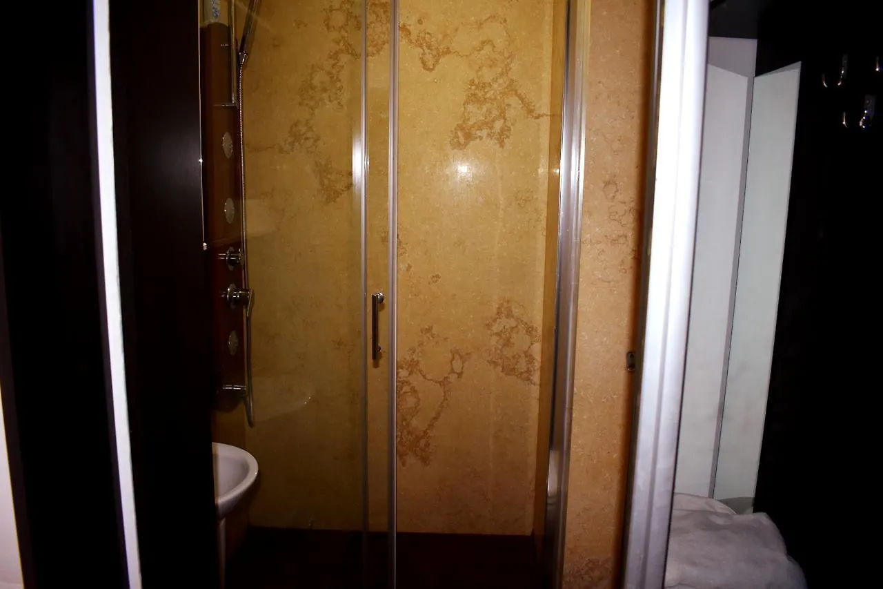 Apartment Grand Central Accomodation Doamnei2 Bucharest